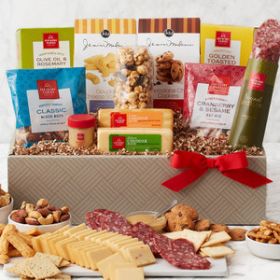 Classic Traditions: Gourmet Gift Box